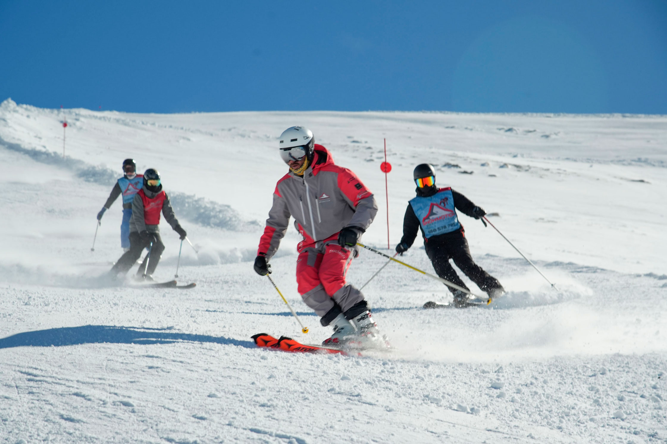 SECUNDARIA Colegio Internacional de Granada 15 y 16 de Enero 2025 Viaje escolar a Sierra Nevada de esquí y Snowboard